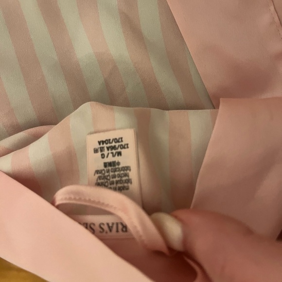 Vs tour 23 robe iconic stripe size M - Picture 2 of 5